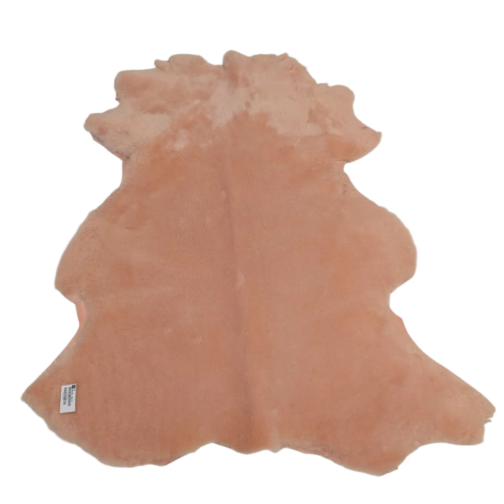 Twinface sheepskin pelt in Baby Pink